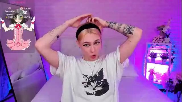 Image 3 of meow_amanda Stream on Chaturbate on 3 months ago