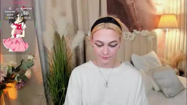 Image 4 of meow_amanda Stream on Chaturbate on 3 months ago