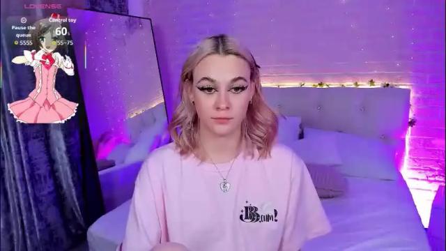 Image 3 of meow_amanda Stream on Chaturbate on 2 months ago