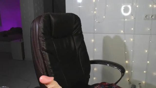 Image 4 of meow_lizz Stream on Chaturbate on 18 months ago