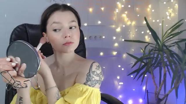 Image 3 of meow_lizz Stream on Chaturbate on 16 months ago