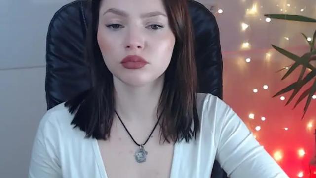 Image 2 of meow_lizz Stream on Chaturbate on 16 months ago