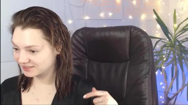 Image 4 of meow_lizz Stream on Chaturbate on 16 months ago