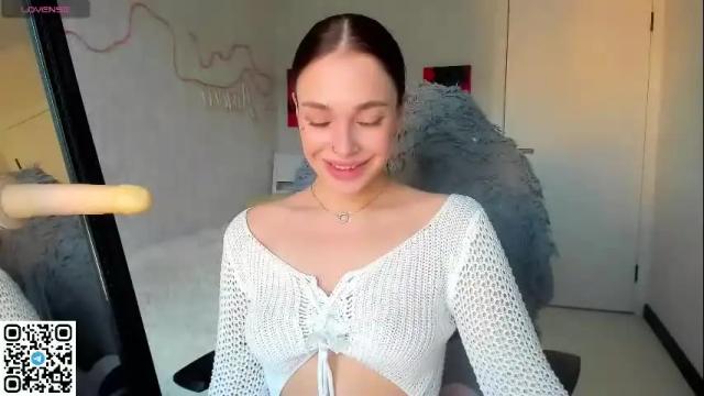 Image 4 of meow_moore Stream on Chaturbate on 1 month ago