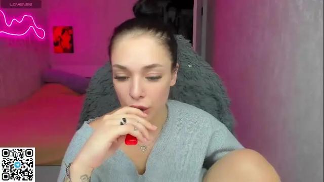 Image 3 of meow_moore Stream on Chaturbate on 1 month ago