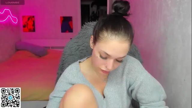 Image 4 of meow_moore Stream on Chaturbate on 1 month ago