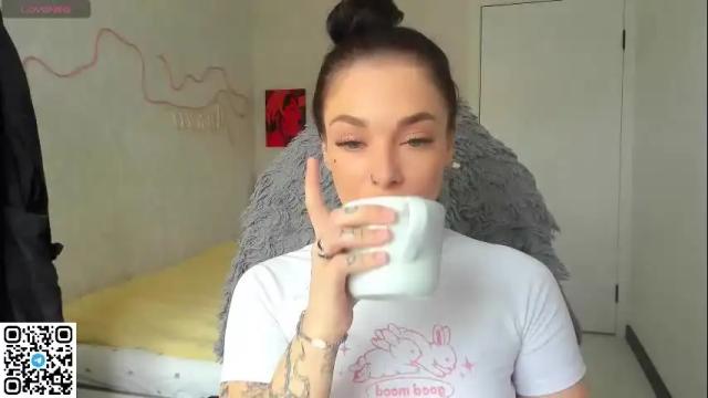 Image 12 of meow_moore Stream on Chaturbate on 1 month ago