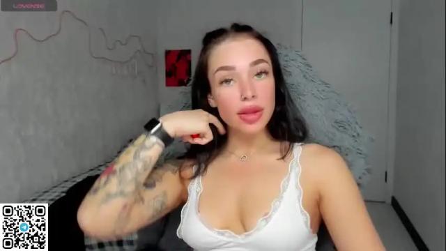 Image 11 of meow_moore Stream on Chaturbate on 1 month ago