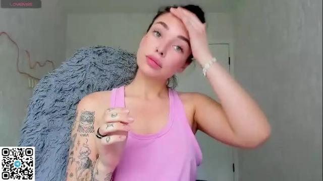 Image 10 of meow_moore Stream on Chaturbate on 13 days ago