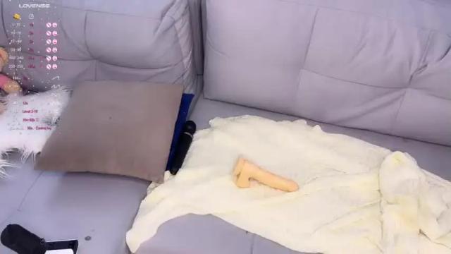 Image 11 of meowfairy Stream on Chaturbate on 15 months ago