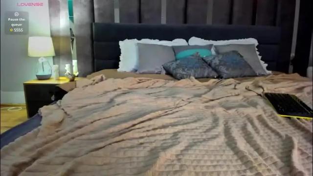 Image 11 of meowrora_ Stream on Chaturbate on 5 months ago