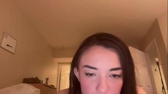 Image 2 of meowtimee Stream on Chaturbate on 19 months ago
