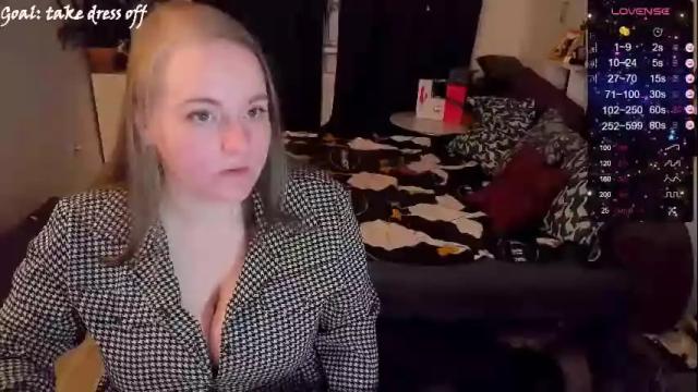 Image 4 of meowut Stream on Chaturbate on 6 days ago