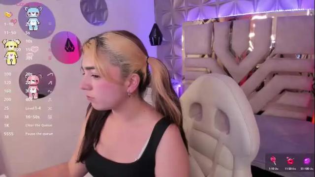 Thumbnail 3, meraki_fraise's Stream at Chaturbate, 1 month ago