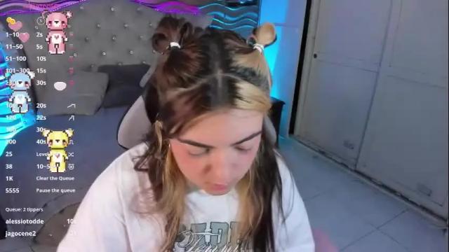 Image 11 of meraki_fraise Stream on Chaturbate on 1 month ago
