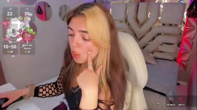 Image 4 of meraki_fraise Stream on Chaturbate on 1 month ago