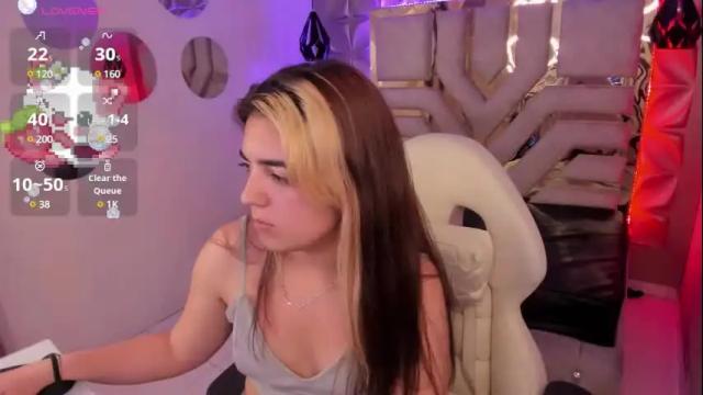 Image 10 of meraki_fraise Stream on Chaturbate on 16 days ago
