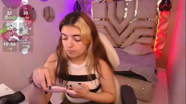 Image 10 of meraki_fraise Stream on Chaturbate on 10 days ago