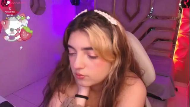 Thumbnail 3, meraki_fraise's Stream at Chaturbate, 23 hours ago