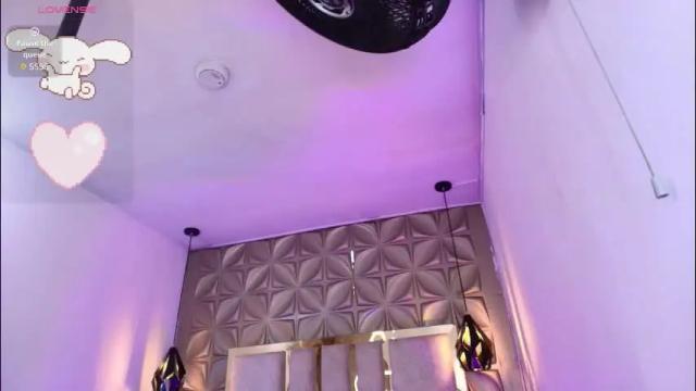 Image 11 of meraki_fraise Stream on Chaturbate on 1 month ago