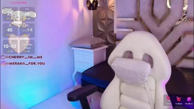 Image 3 of meraki_fraise Stream on Chaturbate on 8 days ago