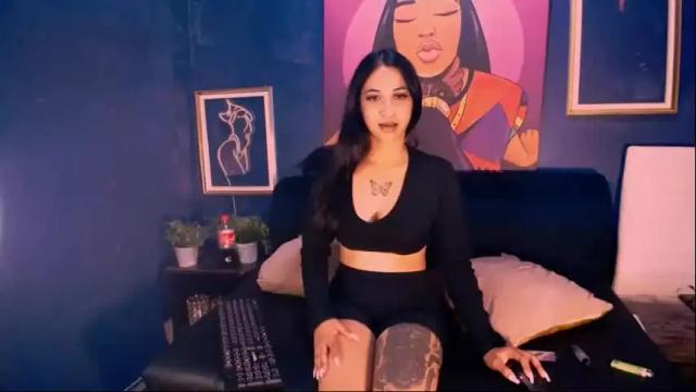 Image 10 of mercedesminx Stream on Chaturbate on 1 month ago