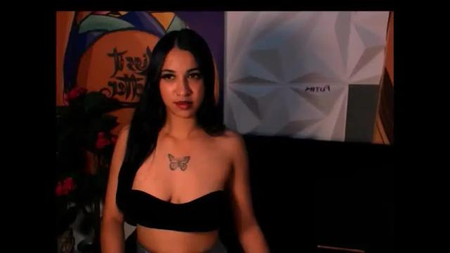 Image 4 of mercedesminx Stream on Chaturbate on 1 month ago