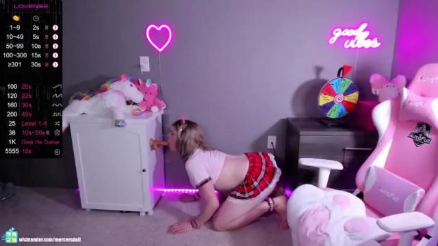 Image 2 of mercersdoll Stream on Chaturbate on 20 months ago