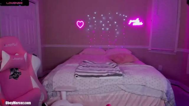 Image 12 of mercersdoll Stream on Chaturbate on 19 months ago