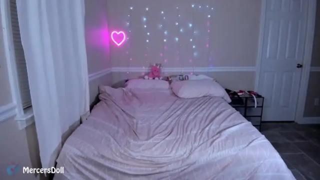 Image 12 of mercersdoll Stream on Chaturbate on 14 months ago