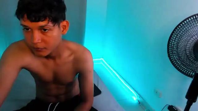 Image 11 of merci_gummy Stream on Chaturbate on 18 months ago