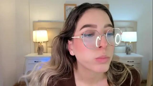 Thumbnail 3, meredit_lane's Stream at Chaturbate, 2 months ago