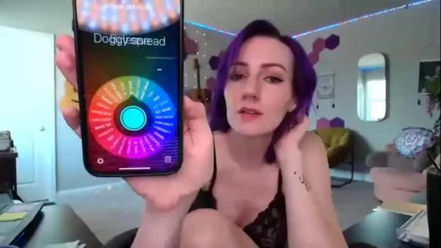 Image 12 of meredithbae Stream on Chaturbate on 5 months ago