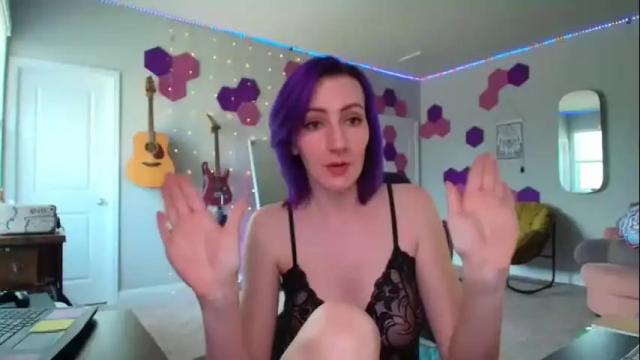 Image 6 of meredithbae Stream on Chaturbate on 5 months ago
