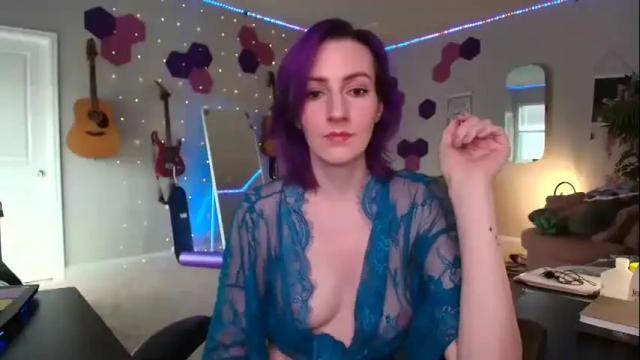 Image 6 of meredithbae Stream on Chaturbate on 5 months ago