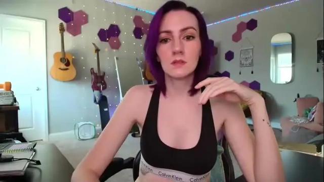 Image 10 of meredithbae Stream on Chaturbate on 4 months ago