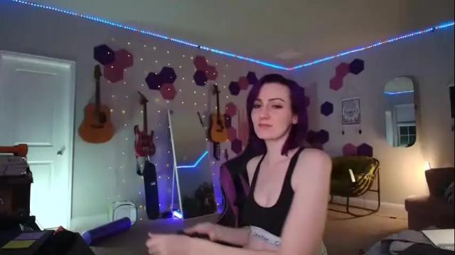 Image 2 of meredithbae Stream on Chaturbate on 4 months ago