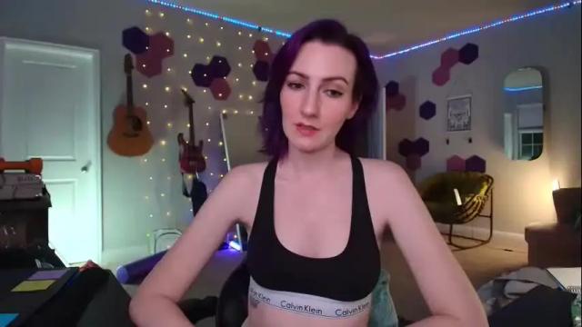 Image 8 of meredithbae Stream on Chaturbate on 4 months ago