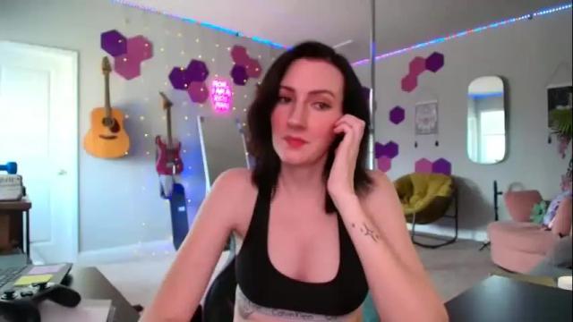 Image 11 of meredithbae Stream on Chaturbate on 1 month ago