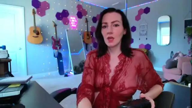 Image 6 of meredithbae Stream on Chaturbate on 1 month ago