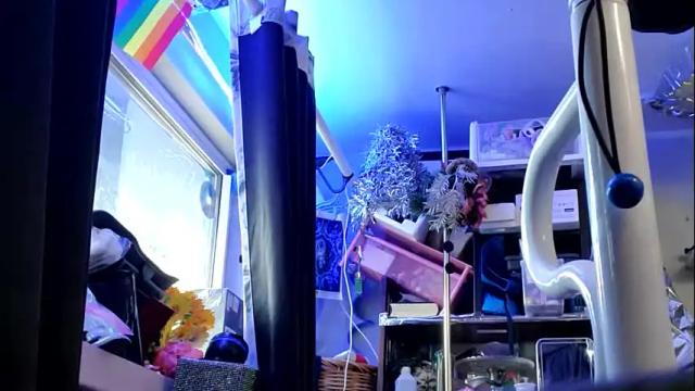Image 2 of merelyalover Stream on Chaturbate on 1 month ago