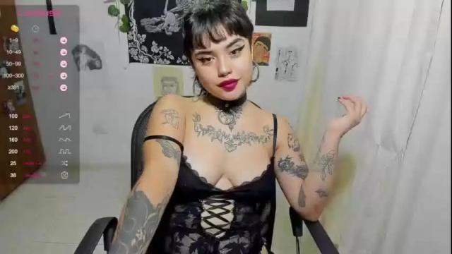 Image 2 of meretriz_cooper Stream on Chaturbate on 15 months ago
