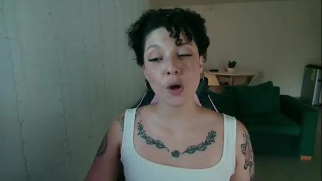 Image 10 of merida__freckles Stream on Chaturbate on 1 month ago