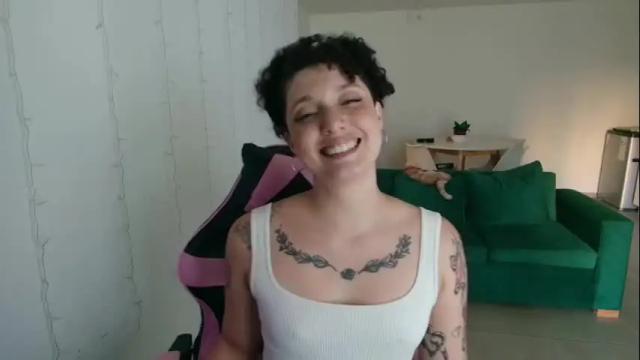 Image 6 of merida__freckles Stream on Chaturbate on 1 month ago