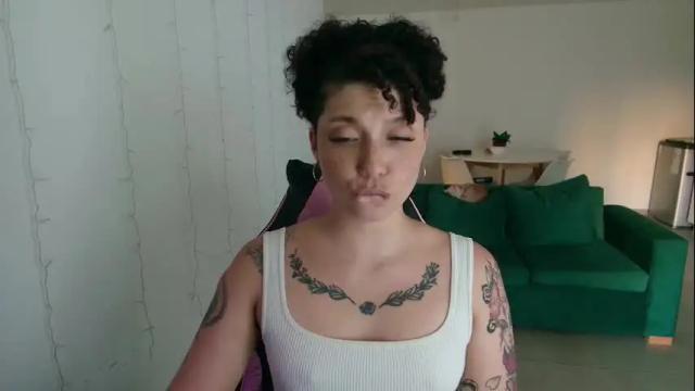 Image 7 of merida__freckles Stream on Chaturbate on 1 month ago