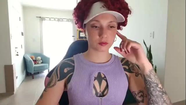 Image 4 of merida__freckles Stream on Chaturbate on 2 months ago