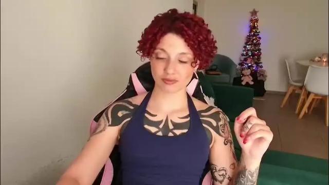 Image 6 of merida__freckles Stream on Chaturbate on 1 month ago
