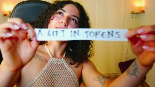 Image 4 of merida_bell18 Stream on Chaturbate on 1 month ago