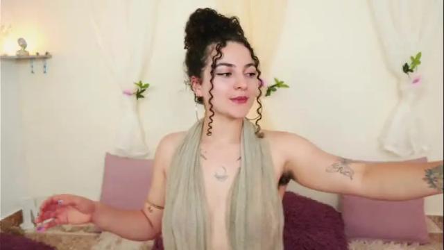 Image 12 of merida_bell18 Stream on Chaturbate on 1 month ago