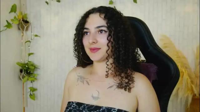 Thumbnail 2, merida_bell18's Stream at Chaturbate, 2 months ago